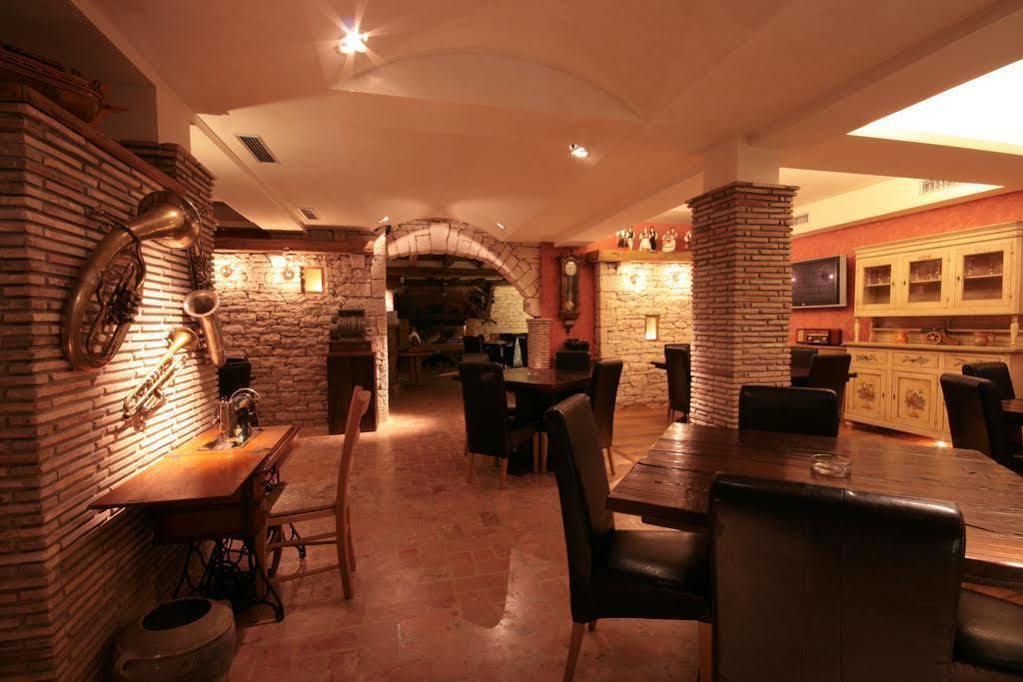 Vilola Acomodação com café da manhã Zambratija  Exterior foto